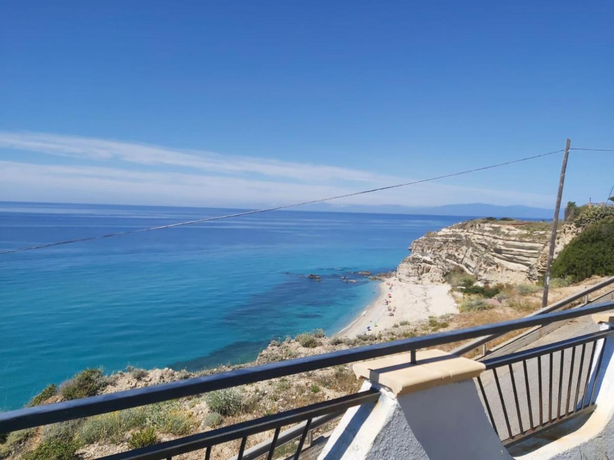 Residence Araba Fenice Тропеа Екстериор снимка