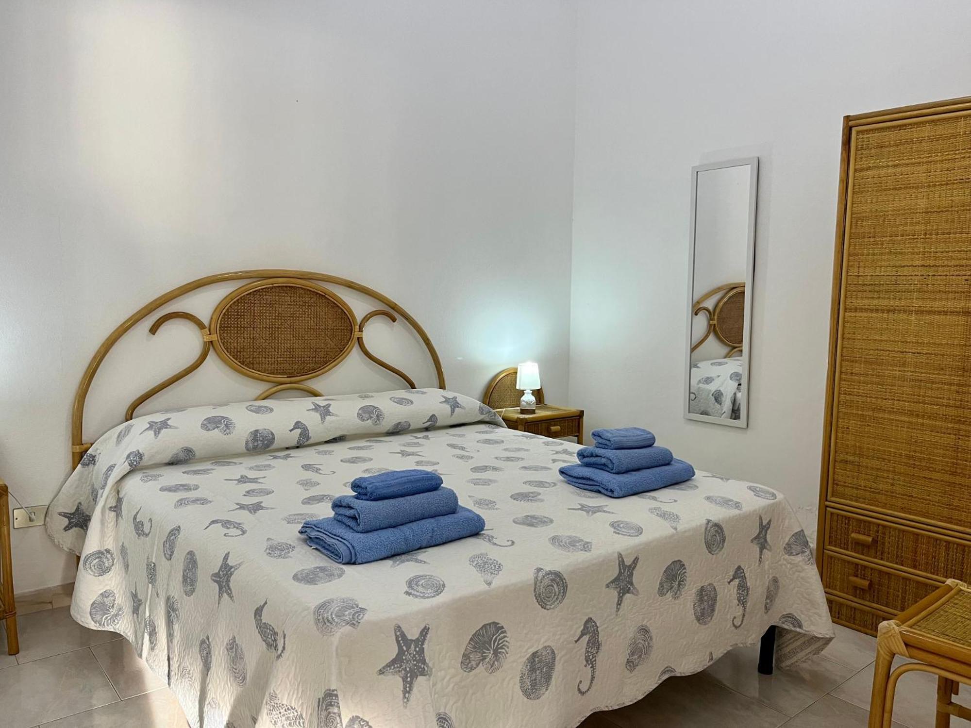Residence Araba Fenice Тропеа Екстериор снимка