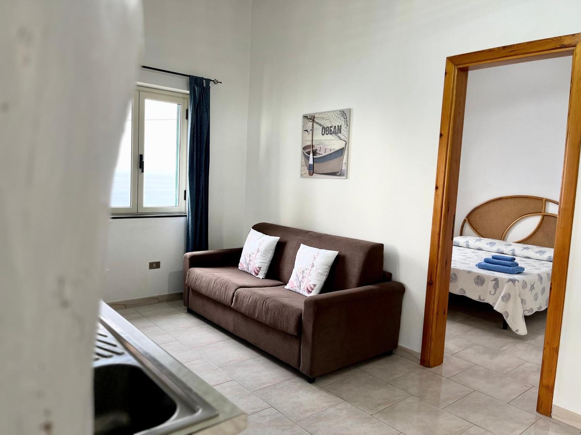 Residence Araba Fenice Тропеа Екстериор снимка